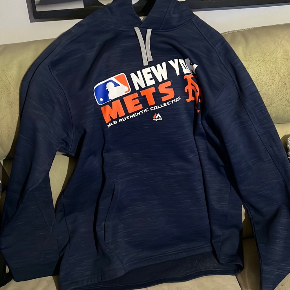 New York Mets Hoodie / Sweatshirt, NWOT. Authenic on field therma base - Size XL